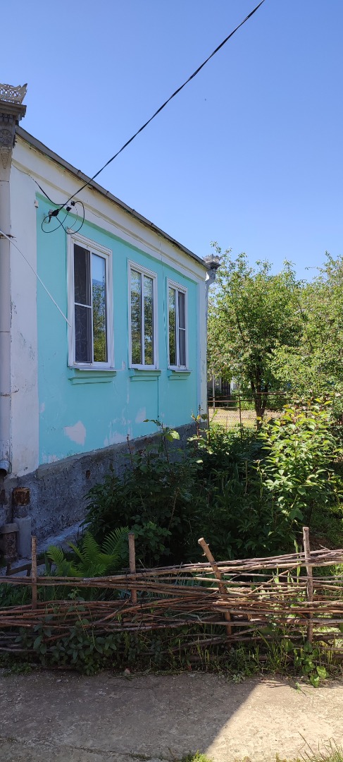 Дом на продажу в Северской Станице, улица Красноармейская