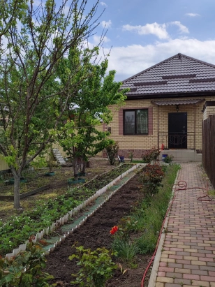 Продаю дом Ейское Шоссе в 66 км от Краснодара з/у 4 сот 1/1 к. 81 м.кв. с ремонтом 7400000 р. торг