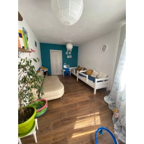 Продаю 2 к.кв. ГМР ул.Знаменского 3/19 м 61/30/18 с ремонтом 5800000 р