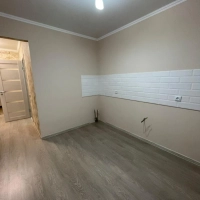 Продаю 2 к.кв. ул. Метальникова 17/17 м. 35 м.кв. ремонт, с мебелью  4150000 р 
