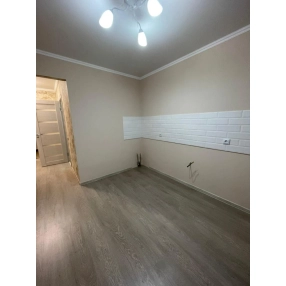 Продаю 2 к.кв. ул. Метальникова 17/17 м. 35 м.кв. ремонт, с мебелью 4150000 р