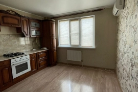 Продаю 1 к.кв. п.Яблоновский ул.Кобцевой 3/9 б  38 м.кв. 3800000 р.
