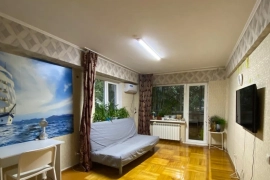 2 к.кв. ЧМР ул. Селезнева 2/5 п. 42 м. с ремонтом и мебелью 5500000 р.