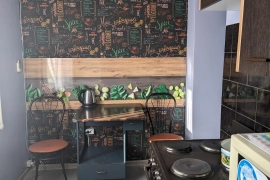 1 к.кв .КМР  6/9 п  35/16/9 ремонт, мебель 4000000 р