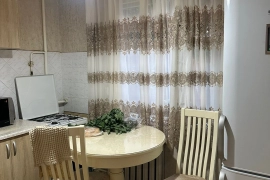 1 к.кв.ЮМР ул. чекистов 1/10 п  32/18/8  хорошее состояние 4300000 р
